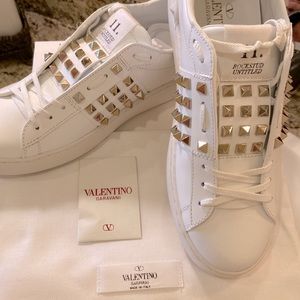VALENTINO GARAVANI Rockstud Sneaker